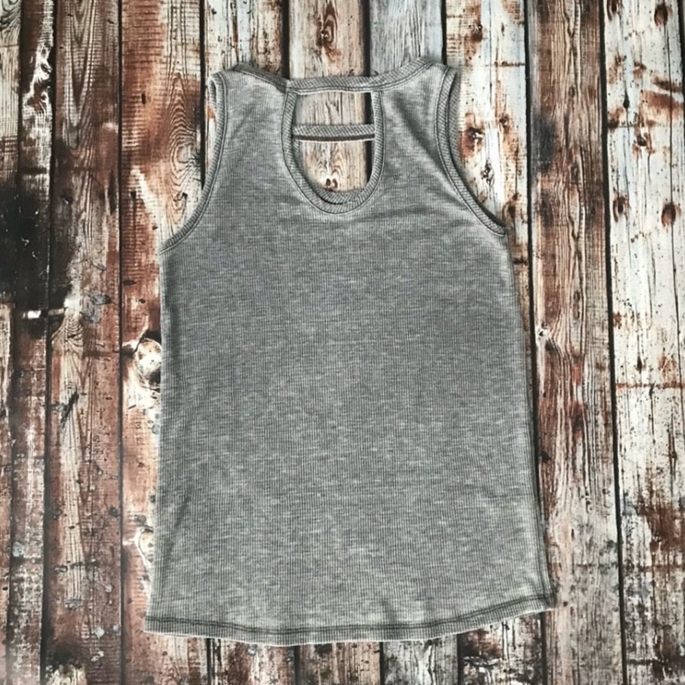 Ragdoll & Rockets Gray Ribbed Cutout Tank Top ~ (10-12) - Picture 5 of 8